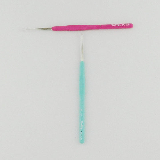 Tulip Fine Beading Awl with Cushion Grip_Pink or Mint Green_Sharp Tip_Made in Japan_Macrame Tools_Beading Tools