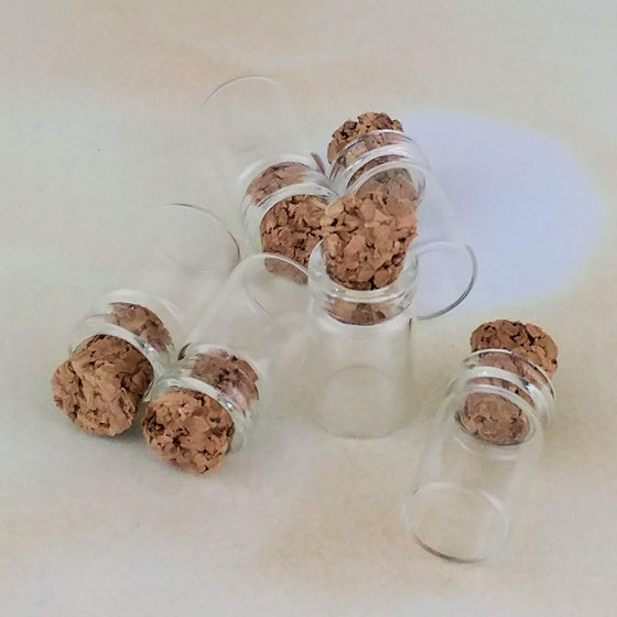 Tiny Clear Glass_Apothecary Jars_Vials_Bottles_6 Pieces_7/8&quot; Dollhouse Miniature_Corked Bottles_Steampunk_Spice Jar_Potion