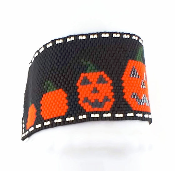 Pumpkin Patch Bracelet Kit_Peyote Stitch_Jack O'Lantern_Peyote Decrease_Halloween Bracelet_Jack O Lantern