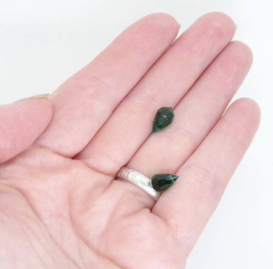 4 beads) 6x10mm Preciosa Crystal Drop Bead Pendants_Emerald
